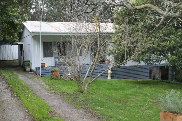 30 GARFIELD ROAD, Garfield VIC 3814