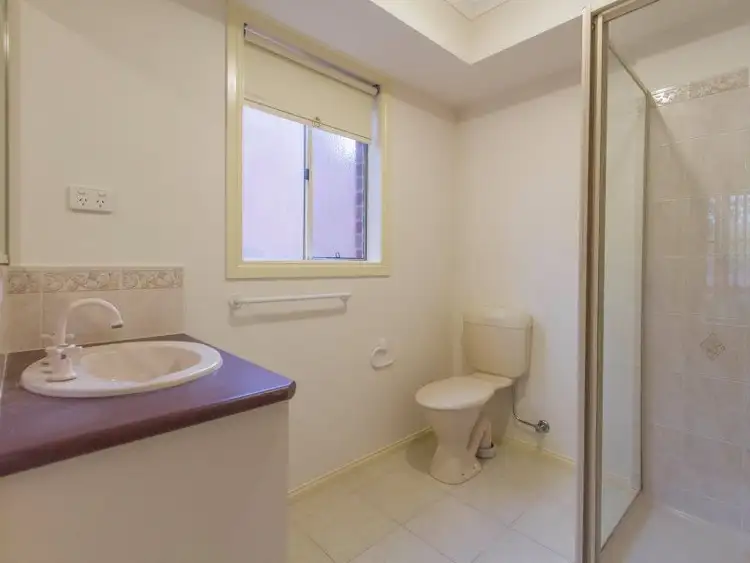 Fifth view of Homely house listing, 35 Sunny Vale Drive, Langwarrin VIC 3910