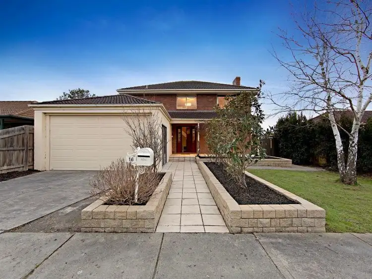 16 Seaquesta Court, Frankston VIC 3199