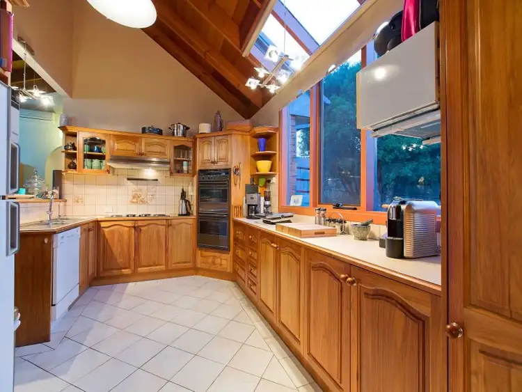 Seventh view of Homely house listing, 19 Australis Close, Langwarrin VIC 3910