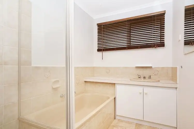 Sixth view of Homely house listing, 27 Wentworth Street, Cranbourne North VIC 3977