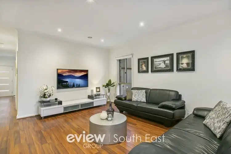 Fourth view of Homely townhouse listing, 11 Barrier Reef Circuit, Endeavour Hills VIC 3802