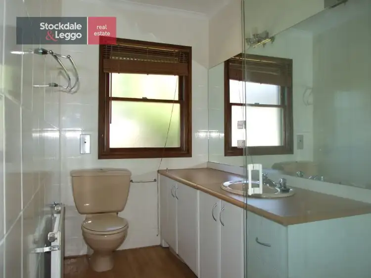 Seventh view of Homely house listing, 4 Alpha Court, Moe VIC 3825