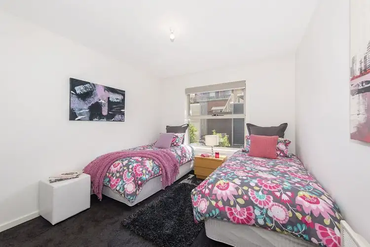 Second view of Homely townhouse listing, 2/33 William Street, Glenroy VIC 3046