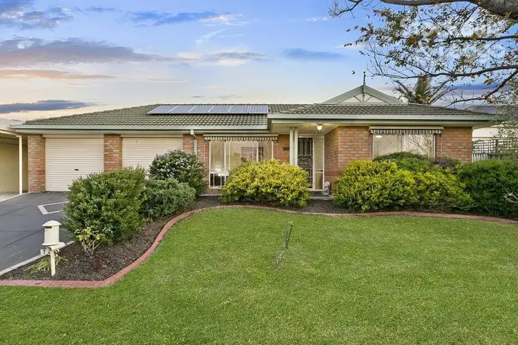 74 Kingston Avenue, Narre Warren South VIC 3805