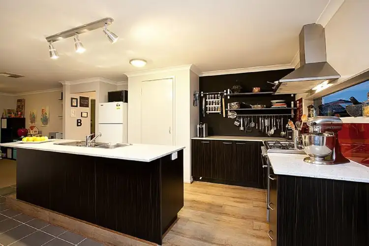 Fifth view of Homely house listing, 7 Carew Way, Derrimut VIC 3030