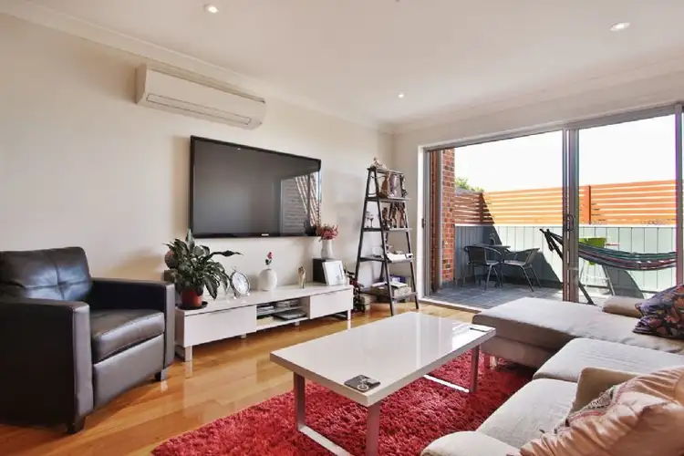 Main view of Homely apartment listing, 27/5-7 Alfrick Road, Croydon VIC 3136