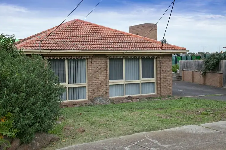 Sixth view of Homely house listing, 5 Garfield Court, Dandenong North VIC 3175