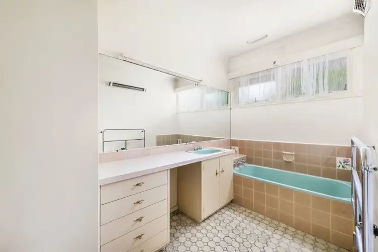 Fifth view of Homely house listing, 60 Darbyshire Road, Mount Waverley VIC 3149