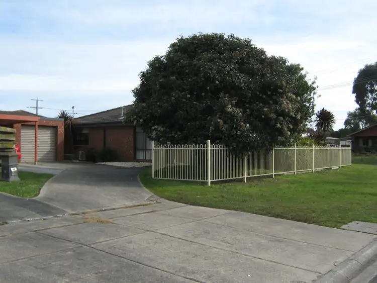 1/5 TRESIZE COURT