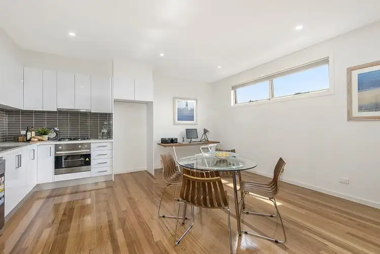 Third view of Homely townhouse listing, 2/33 William Street, Glenroy VIC 3046