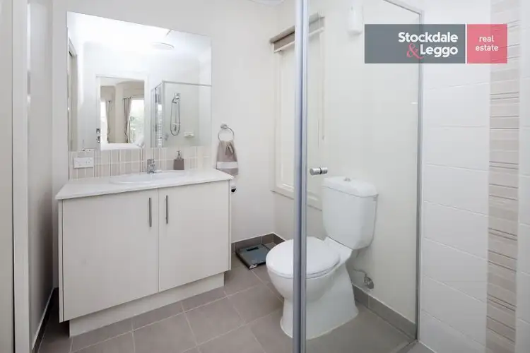 Sixth view of Homely house listing, 2 Mineral Court, Drouin VIC 3818