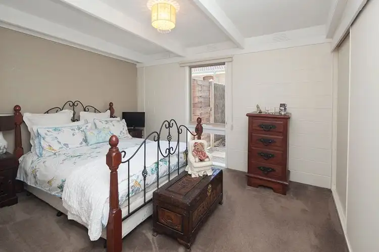 Fifth view of Homely house listing, 11 Ashgrove South, Langwarrin VIC 3910