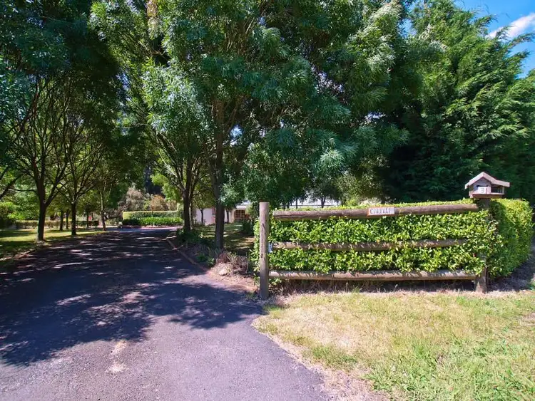 Second view of Homely house listing, 3 Chiltern Rise, Langwarrin VIC 3910