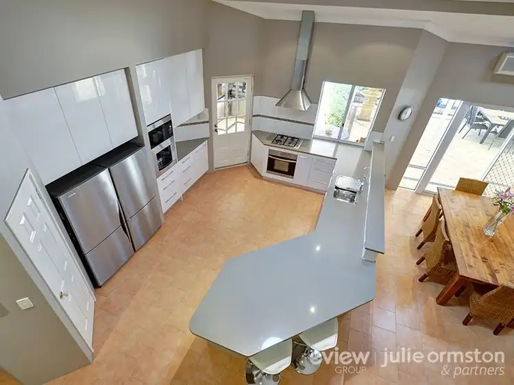 28 Broadbeach Boulevard, Hillarys WA 6025