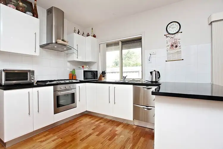 Third view of Homely townhouse listing, 2/46 Ivanhoe Avenue, St Albans VIC 3021