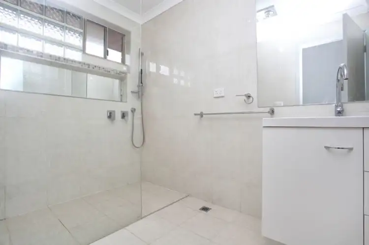 Fourth view of Homely house listing, 2 Varsity Court, Albanvale VIC 3021