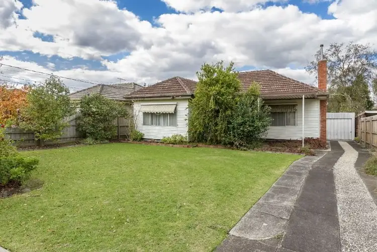 26 Howard Avenue, Mount Waverley VIC 3149