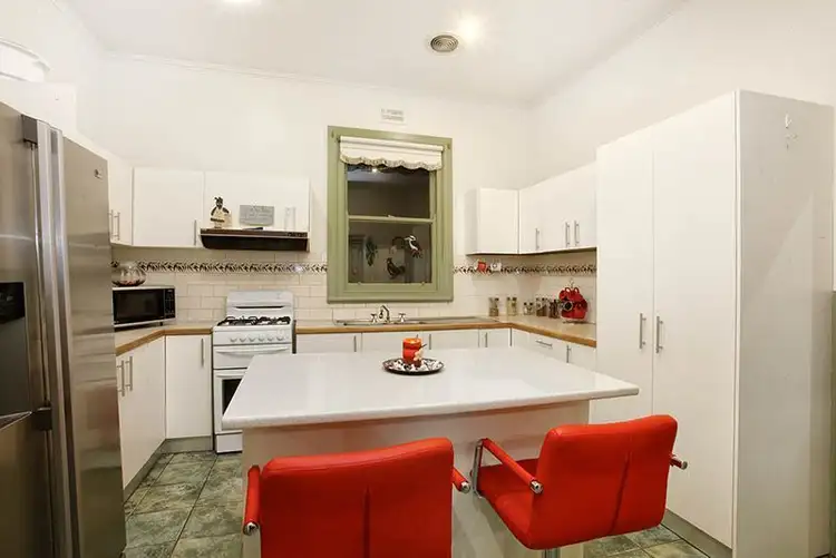 Fifth view of Homely house listing, 15 Chapman Street, Sunshine VIC 3020