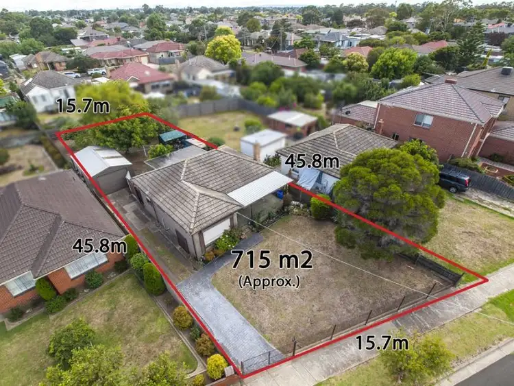 18 Barina Road, Oak Park VIC 3046