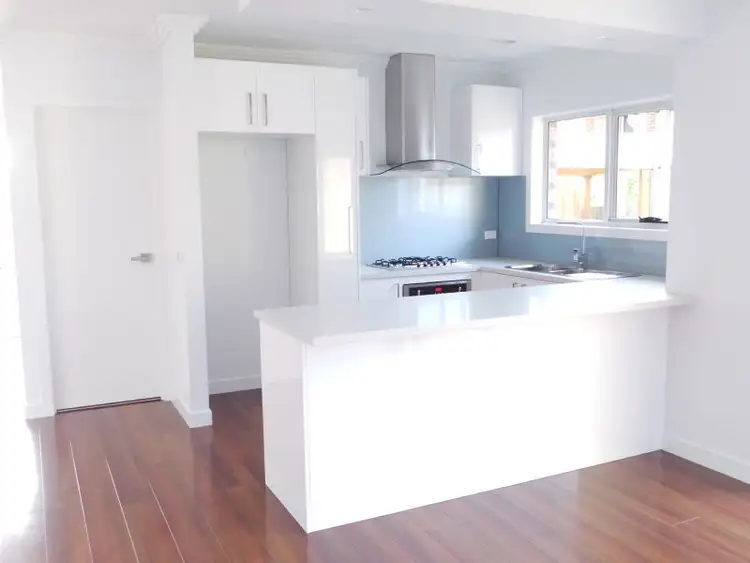 Third view of Homely unit listing, 4/32 Monteith Crescent, Endeavour Hills VIC 3802