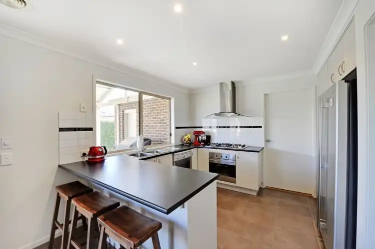 Second view of Homely house listing, 44 Taig Avenue, Kialla VIC 3631