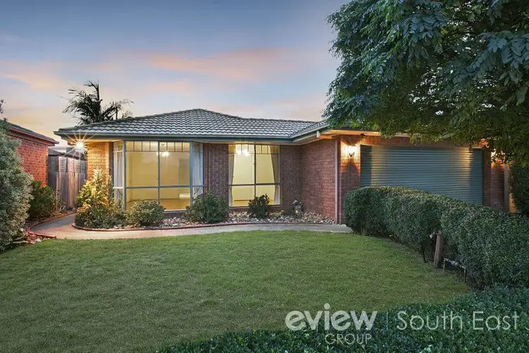 16 Plough Rise, Narre Warren South VIC 3805