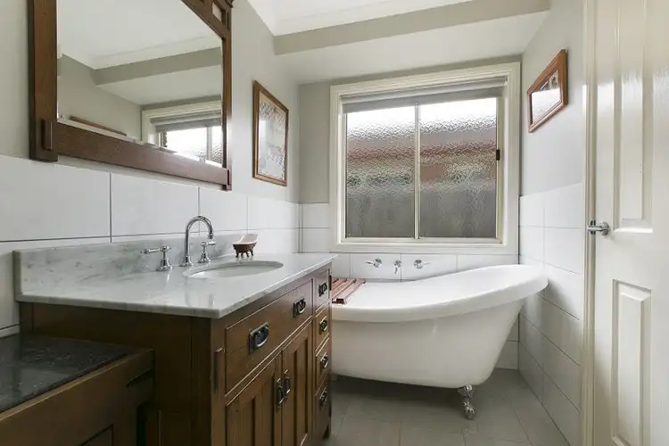 Fifth view of Homely house listing, 5 Helmsdale Court, Cranbourne West VIC 3977