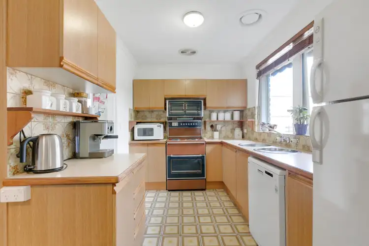 Fourth view of Homely house listing, 2 Allen Crescent, Langwarrin VIC 3910