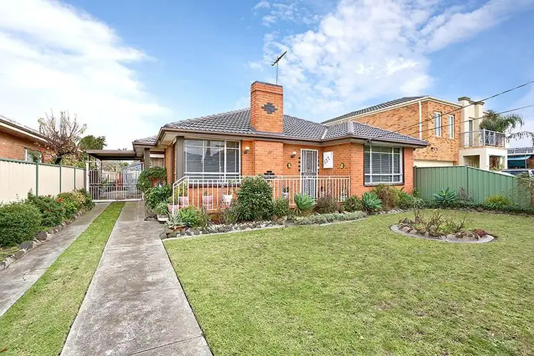 137 West Street, Hadfield VIC 3046