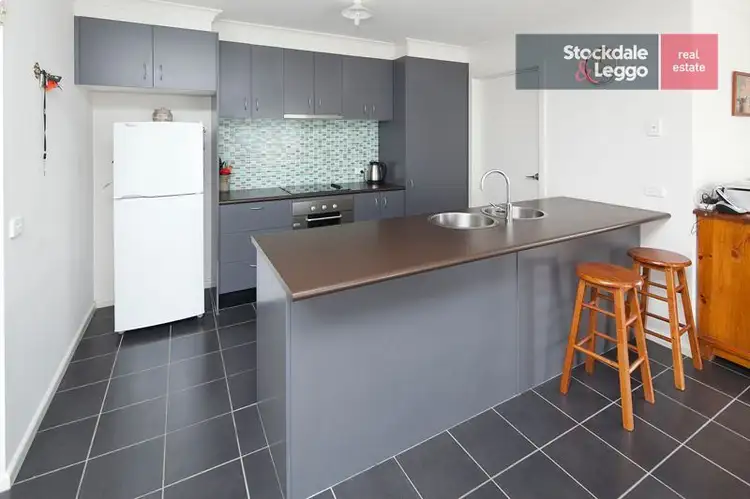 Seventh view of Homely house listing, 9 Sutherland Way, Drouin VIC 3818