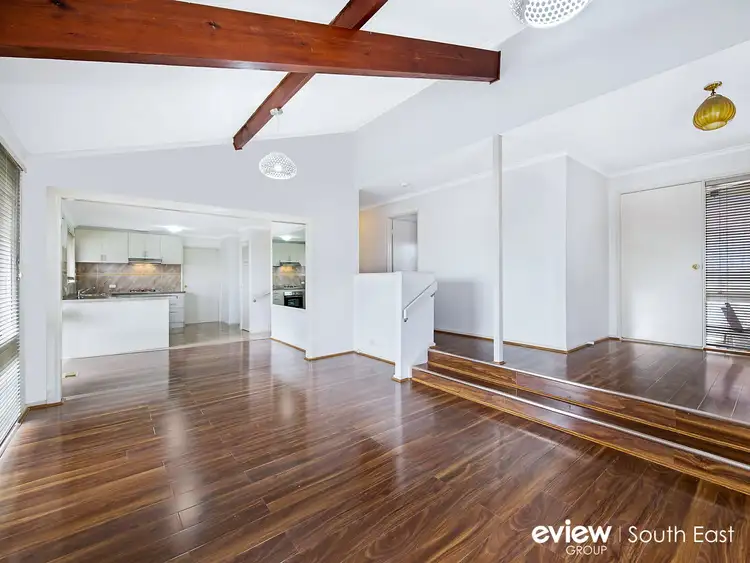 29 Regnans Avenue, Endeavour Hills VIC 3802