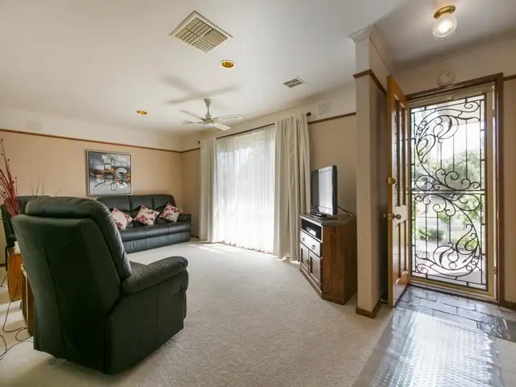 Sixth view of Homely house listing, 1 Milina Court, Frankston VIC 3199