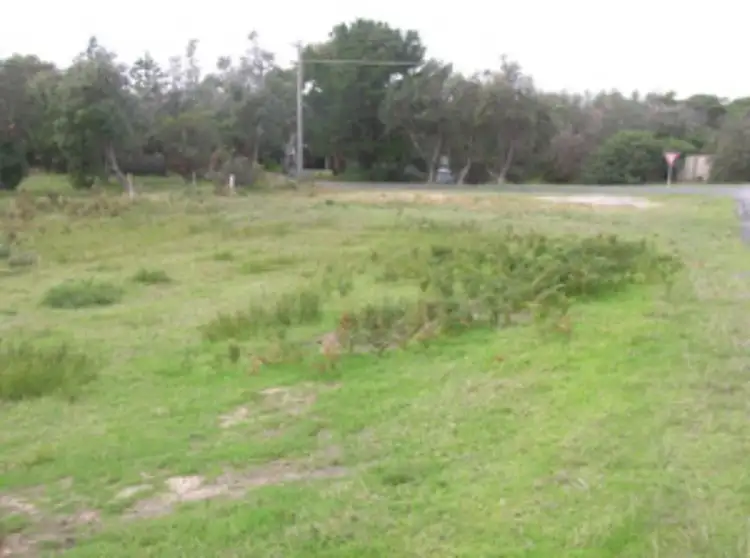 6 Black Avenue, Venus Bay VIC 3956