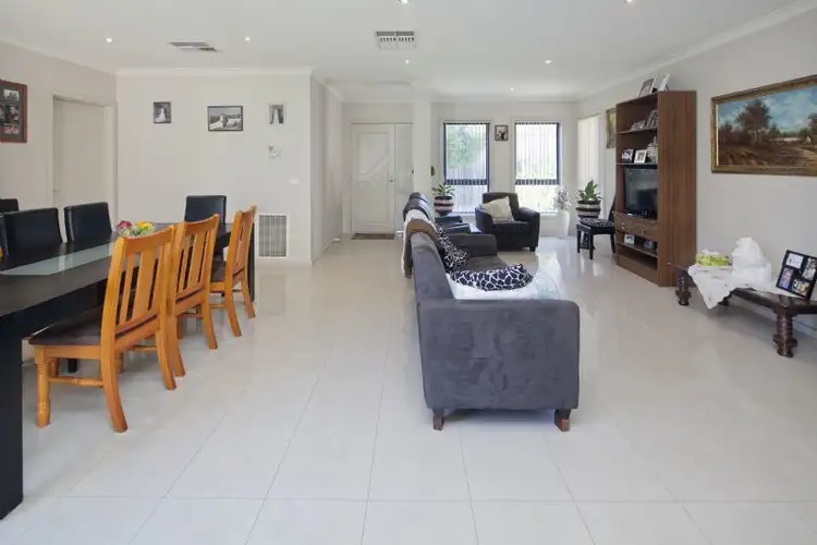 Second view of Homely unit listing, 2/231 Outlook Drive, Dandenong North VIC 3175