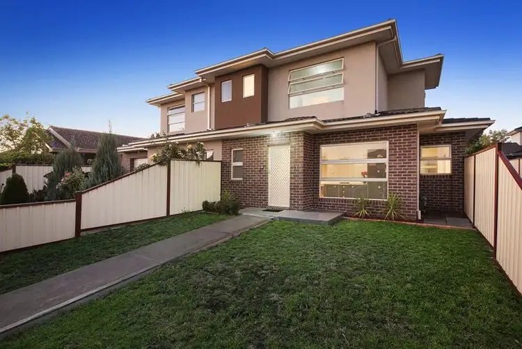 1/30 Gladstone Parade, Glenroy VIC 3046