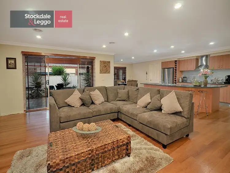 Fifth view of Homely house listing, 52 Creekwood Drive, Craigieburn VIC 3064