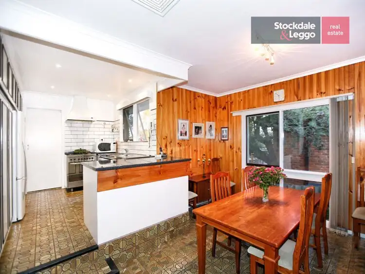 Seventh view of Homely house listing, 2 Beecroft Drive, Westmeadows VIC 3049
