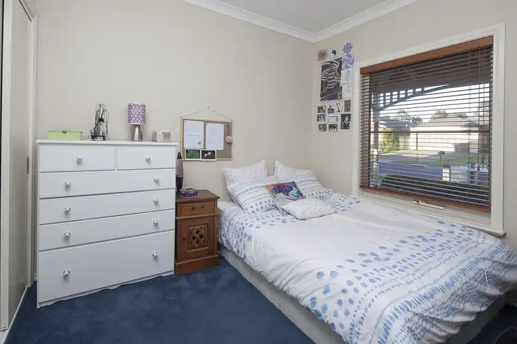 Seventh view of Homely house listing, 18 BARWON DRIVE, Pakenham VIC 3810