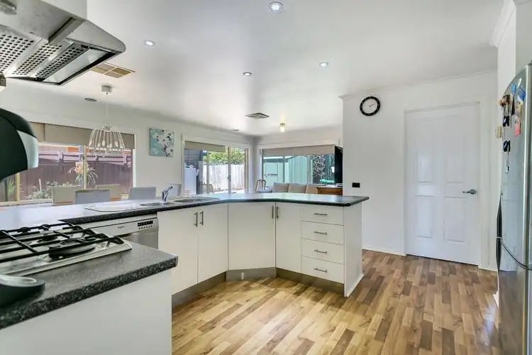 Fifth view of Homely house listing, 21 Nyarrin Place, Cranbourne West VIC 3977