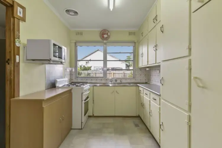 Sixth view of Homely house listing, 2 Chile Street, Frankston North VIC 3200