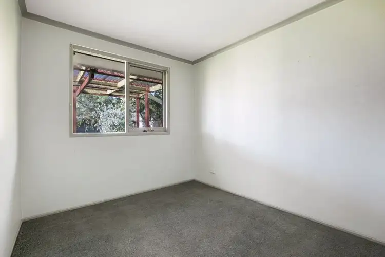 Fifth view of Homely house listing, 33 Broome Crescent, Cranbourne North VIC 3977