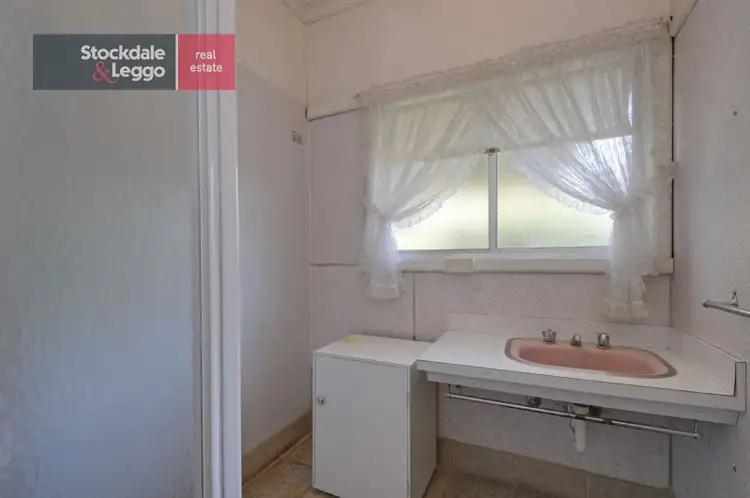 Seventh view of Homely house listing, 10 Anderson Avenue, Yallourn North VIC 3825