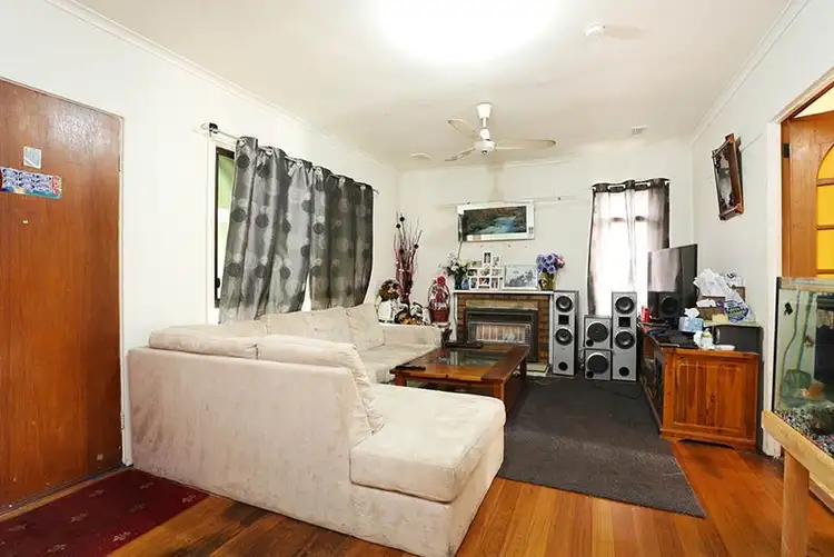 Fourth view of Homely house listing, 8 Ortolan Avenue, Broadmeadows VIC 3047