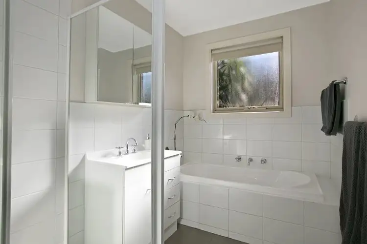 Sixth view of Homely house listing, 2/15 William Street, Cranbourne VIC 3977