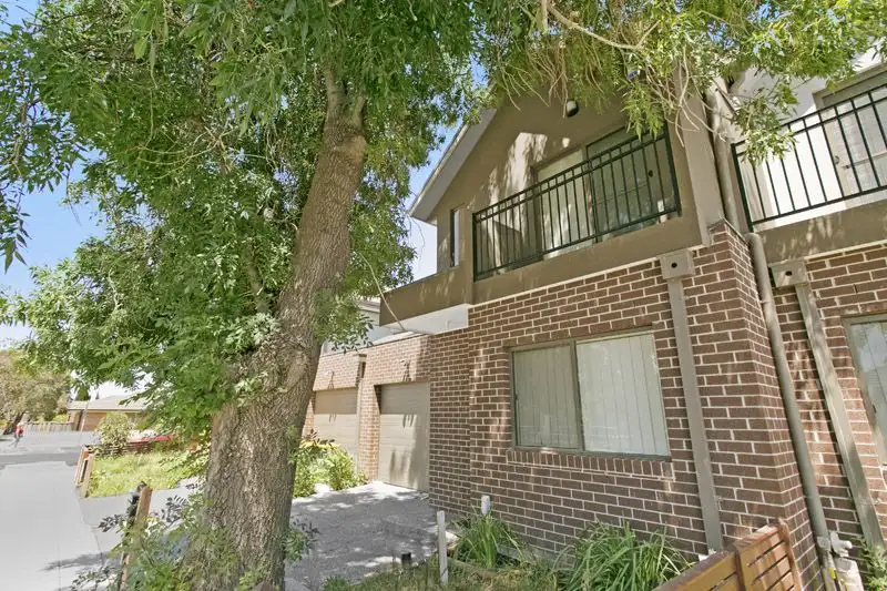 Main view of Homely townhouse listing, 2/19 Arndt Road, Pascoe Vale VIC 3044