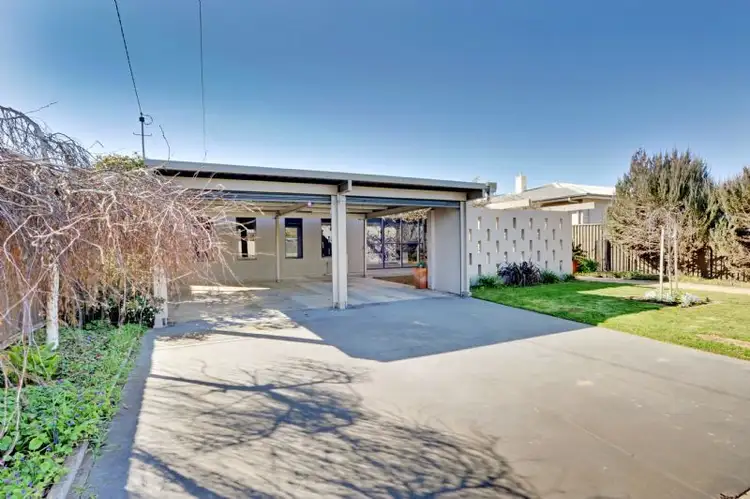 9 Bowenhall Street, Shepparton VIC 3630