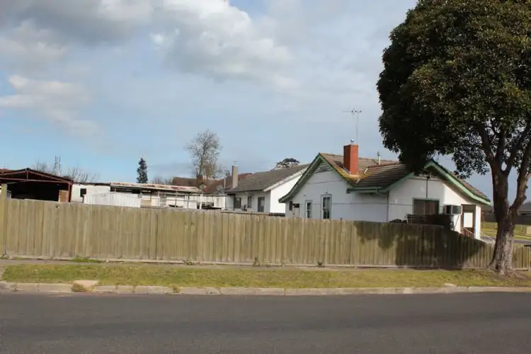 Fifth view of Homely house listing, 15 New Street, Morwell VIC 3840