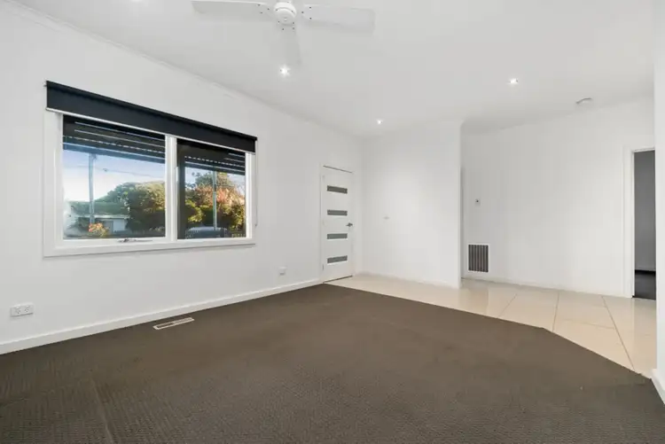 Fifth view of Homely townhouse listing, 1/18 Leonard Street, Frankston VIC 3199