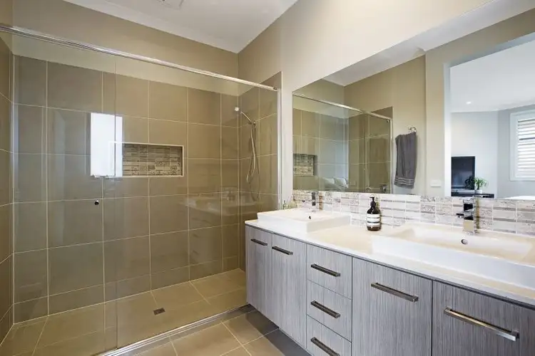 Second view of Homely house listing, 44 Limeburner Grove, Botanic Ridge VIC 3977